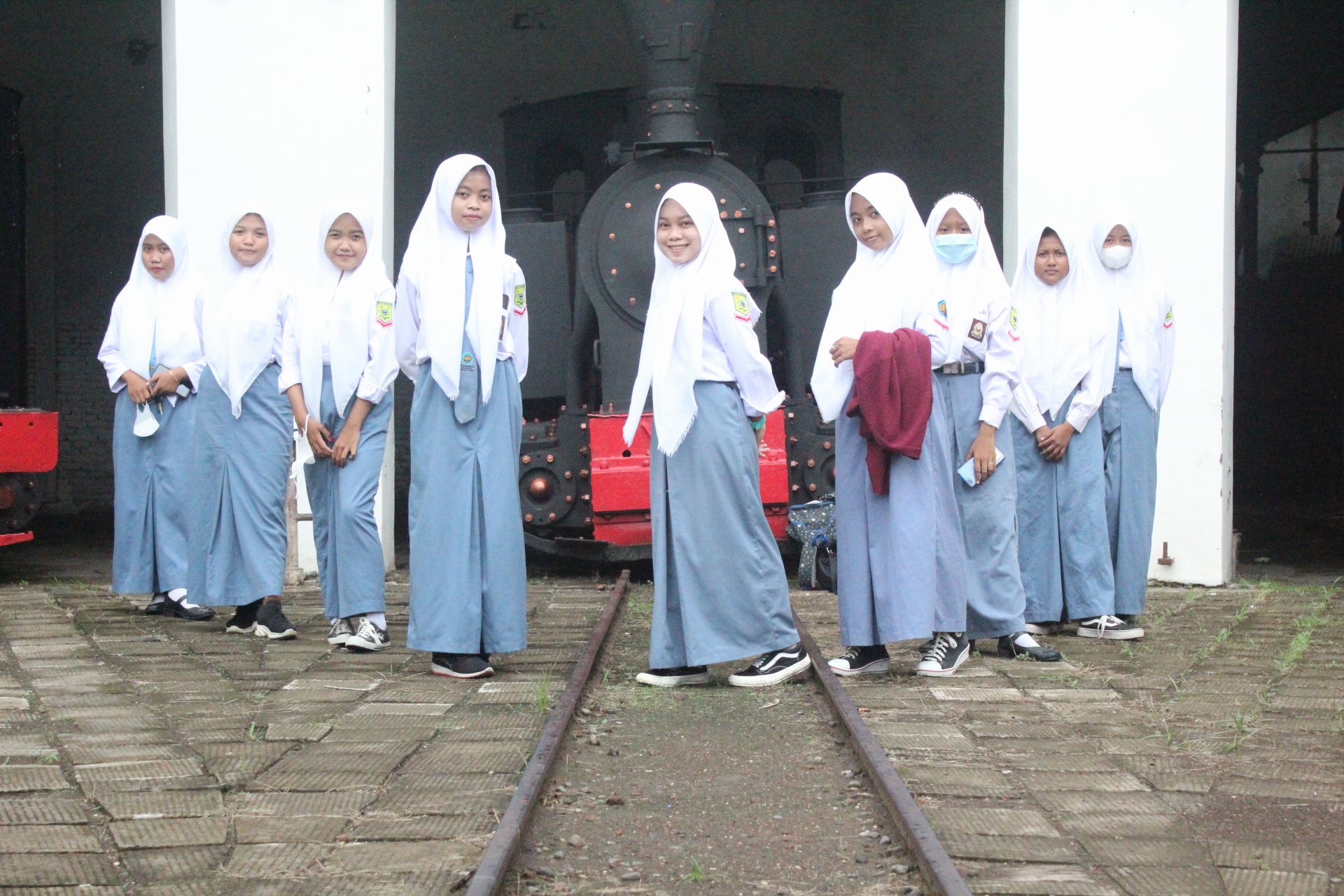 Model : All X Multimedia